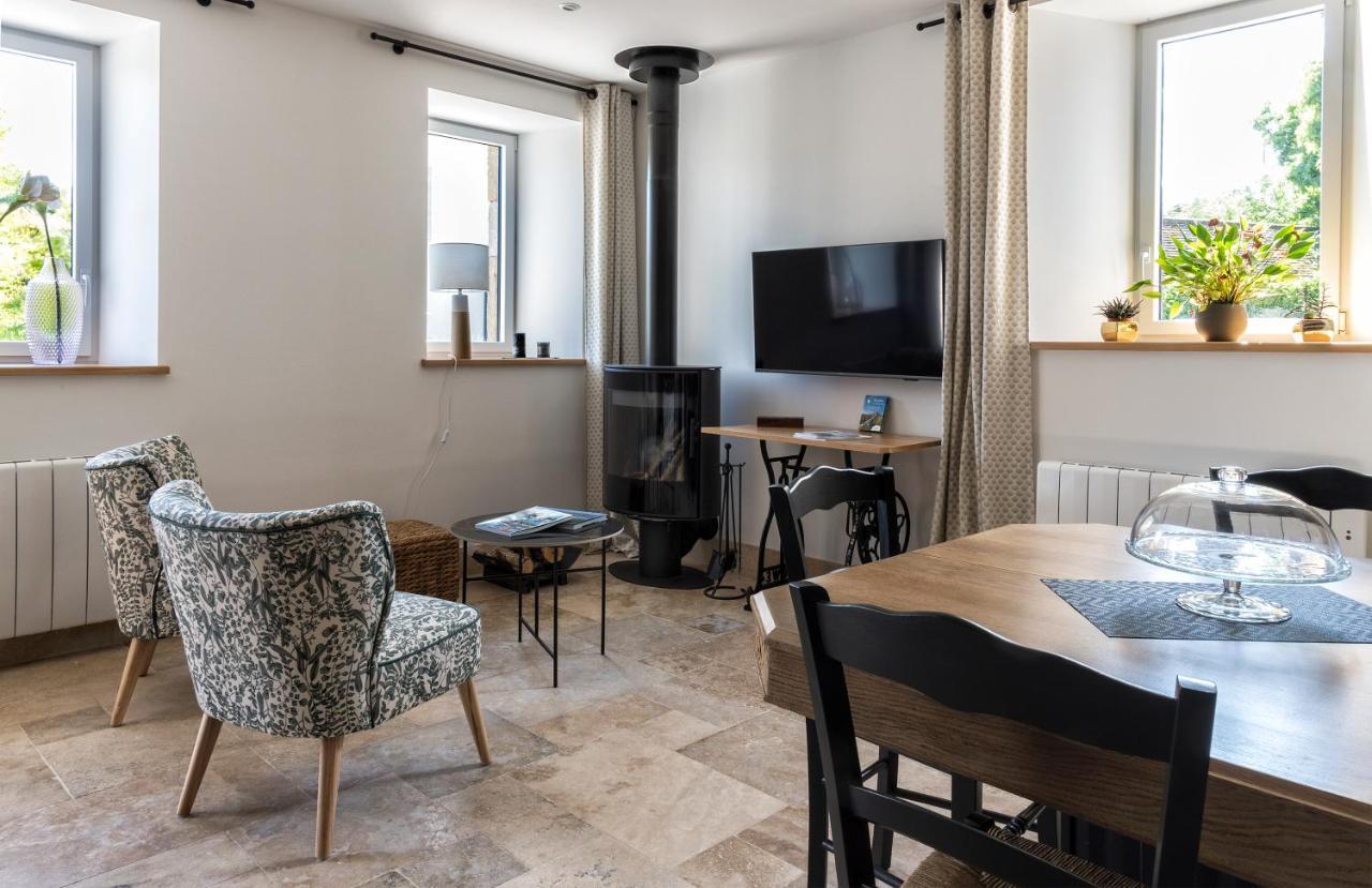Au Fil De L'Eau Bed and Breakfast Le Vast Εξωτερικό φωτογραφία
